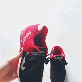 giày thể thao cực đẹp hình