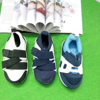 kho sỉ giày dép trẻ em giá gốc suất xưởng giá rẻ bất ngờ
