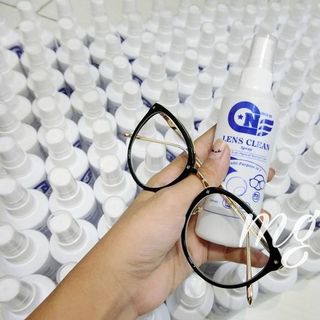 Nước lau kính loại tốt
