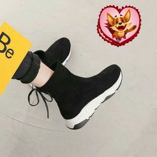 Giày thể thao cao cổ nữ
