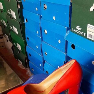 Giày cao gót gót vuông