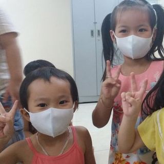 khẩu trang y tế em bé Lily