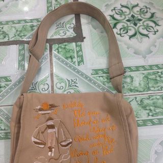 túi thêu chữ thư pháp