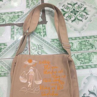 túi thêu chữ thư pháp