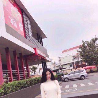 đầm len cổ cao