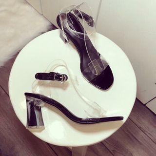 giày sần got vuông