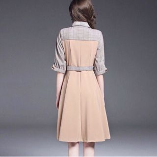 Đầm dạ phối kẻ cổ đức kèm belt