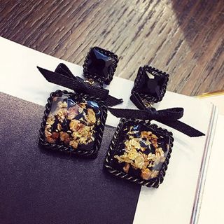 bông tai đá cực sang