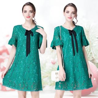 Đầm ren London tay loe cột nơ đủ size
