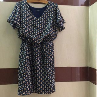 Đầm nữ