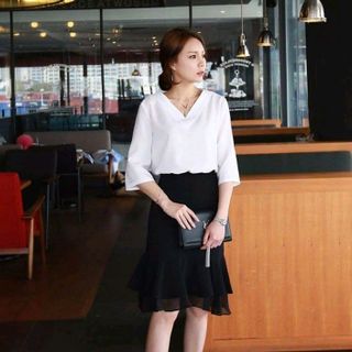 ÁO CỔ NẸP CHỮ V