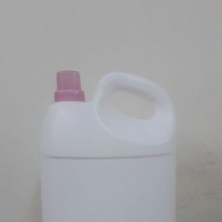 Chúng tôi chuyên cung cấp và sản các loại chai nhựa
