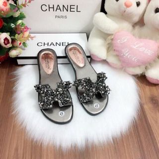 dép quai ngang nữ