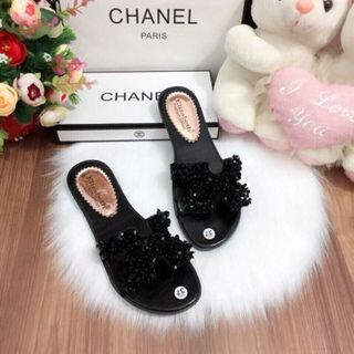 dép quai ngang nữ