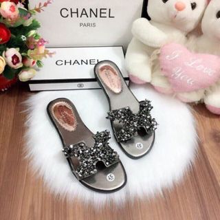 dép quai ngang nữ