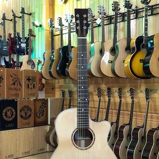 Guitar Hồng Đào MA12