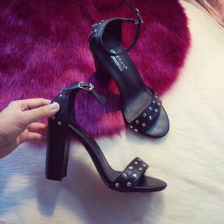 giày sandal got vuông