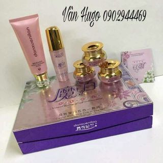 Mỹ phẩm hoàng cung