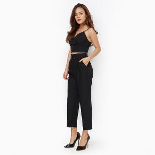 Set áo 2 dây corset và quần baggy HT sọc màu đen