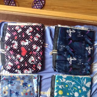 gang tay gắn liền xe máy mùa đông