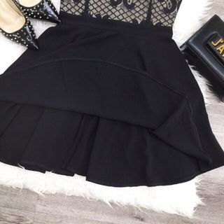 đầm xòe yếm phối ren
