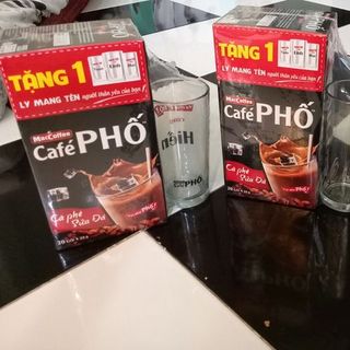 cafe phố tặng ly