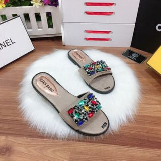 dep quai ngang nữ