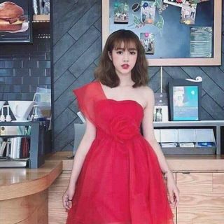 ĐẦM XÒE CÚP NƠ EO THIẾT KẾ LẠI CỰC XINH ĐÍNH HOA I HÌNH