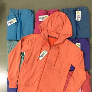 Xưởng chuyên sỉ may áo khoác Cotton