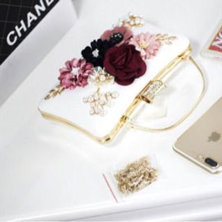 ví dự tiệc