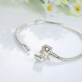 XCH9010 Lắc tay kiểu xương rắn có khóa nam châm đóng mở siêu dễ dàng