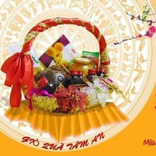 Giỏ quà Tết 2018