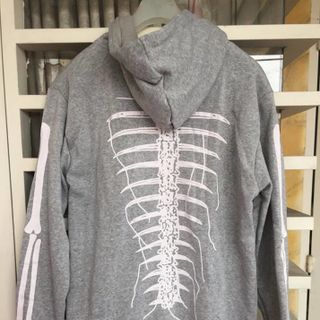 Hoodie bộ xương