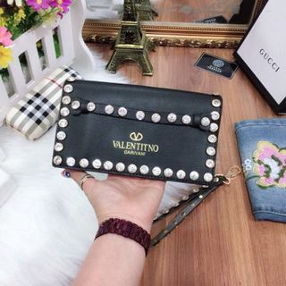 ví đá hàng Việt