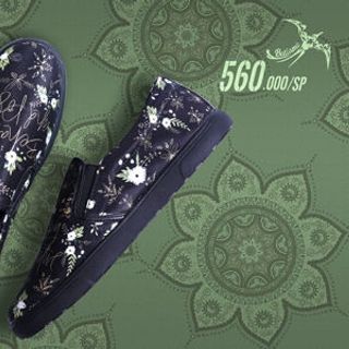 giày slip on Batiamo