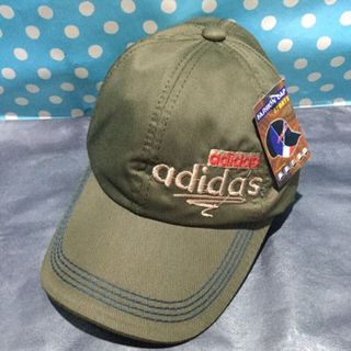 Nón kaki a dìdas chữ nổi
