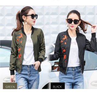Áo Khoác Dù Bomber Đen Hai Lớp Thêu Hoa Đào