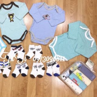 Body Set 4 body Carter kèm 6 tất