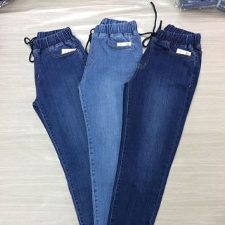 Quần jeans lưng thun