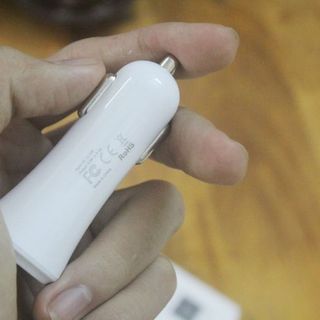 Jeliico - Cóc sạc xe hơi - 2 cổng sạc USB - 31A