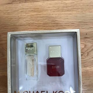 chuyên si nuoc hoa mini vs fullsize