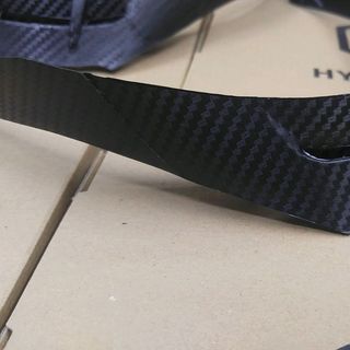 ĐUÔI GIÓ CARBON GẮN ĐƯỢC MỌI NÓN BẢO HIỂM