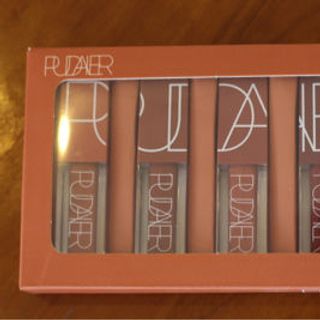son PUDAIER hộp 5 cây