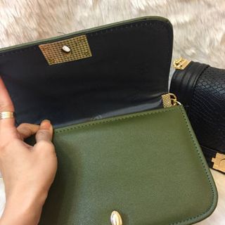 Túi đeo chéo vân rắn size 25