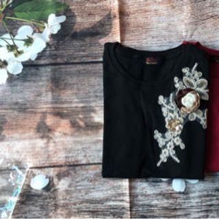 áo thun thái đính phụ kiện