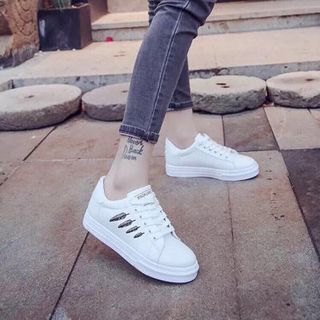 bata nữ