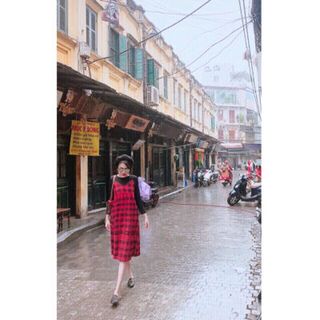 set yếm đầm caro 2 dây áo thun đen