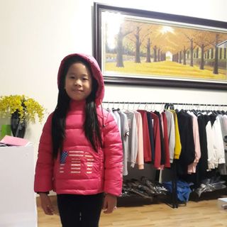 áo khoác trẻ lông vũ