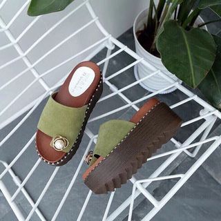 dép quai ngang nữ