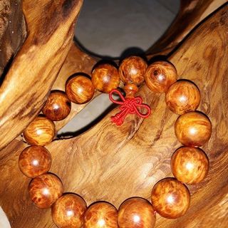 Vòng Gỗ Qúy